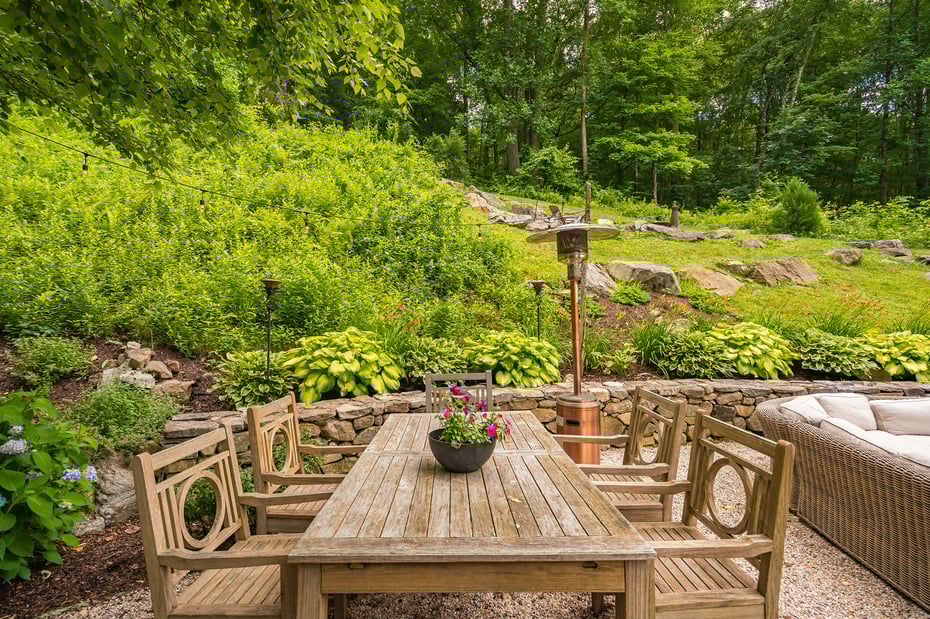 260 White Deer Rocks Road Photo 11
