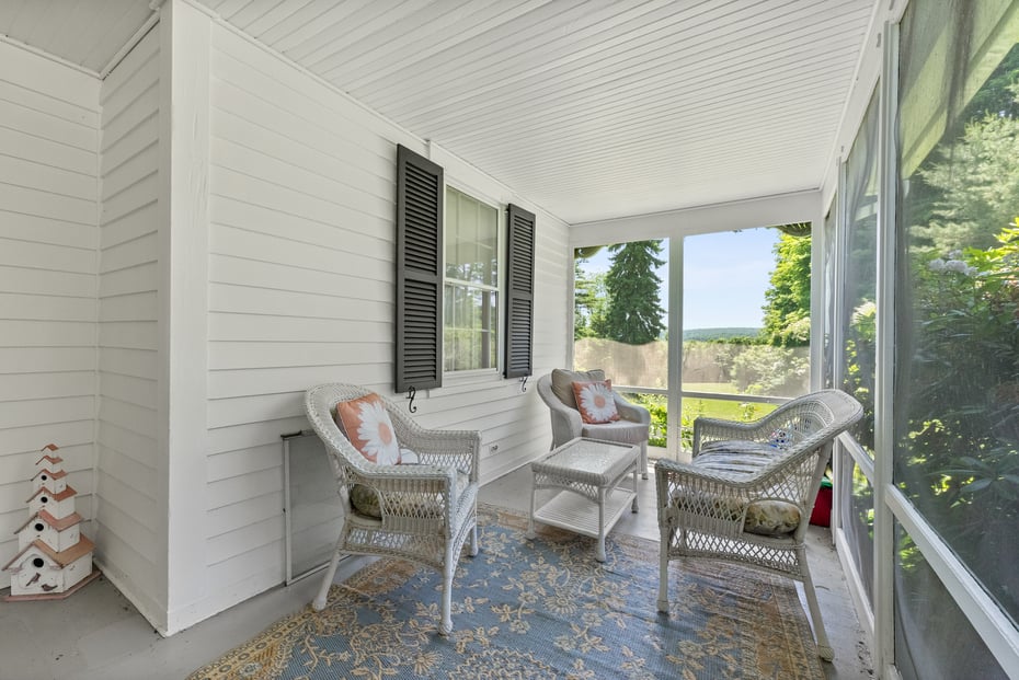 163 Lake Road Photo 15