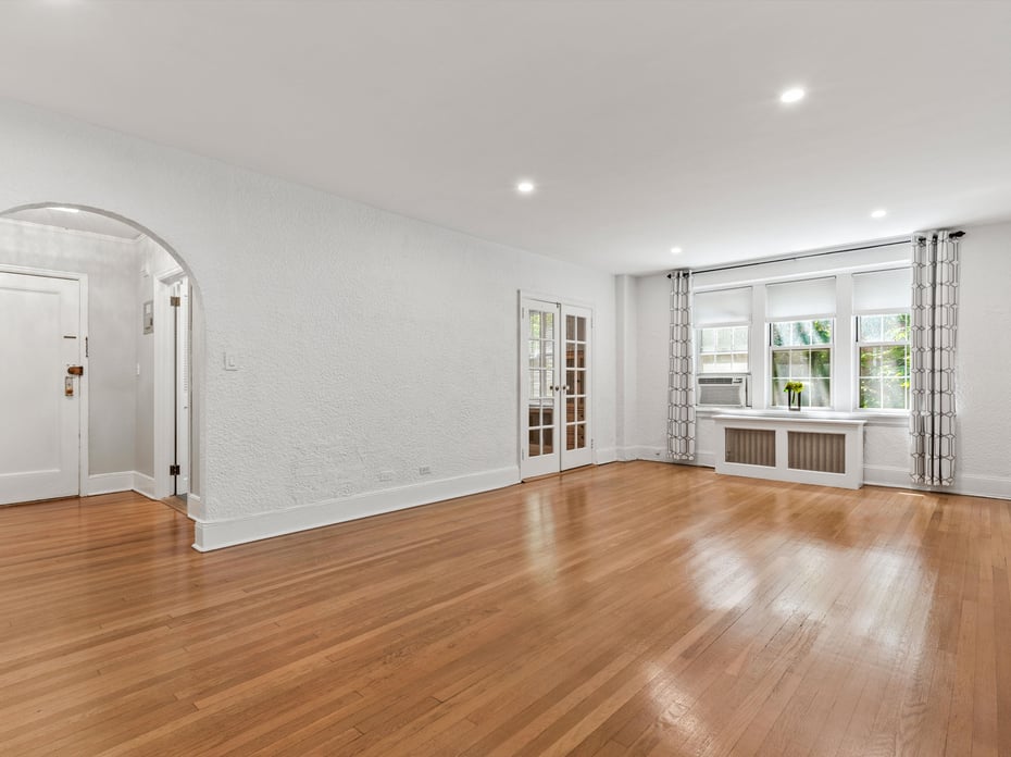 270 Bronxville Road  #B43 Photo 5