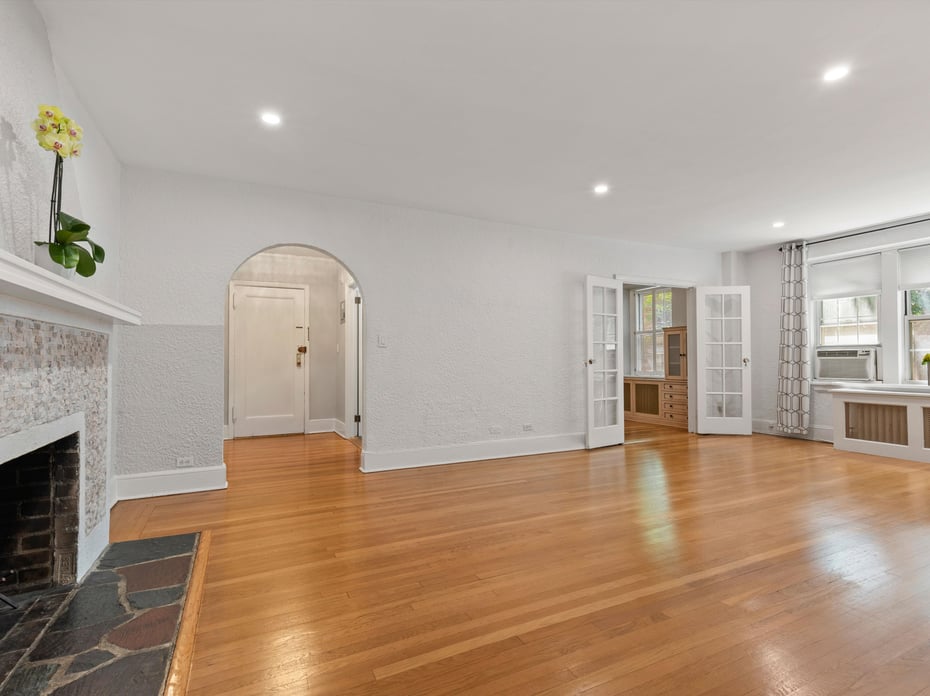270 Bronxville Road  #B43 Photo 7