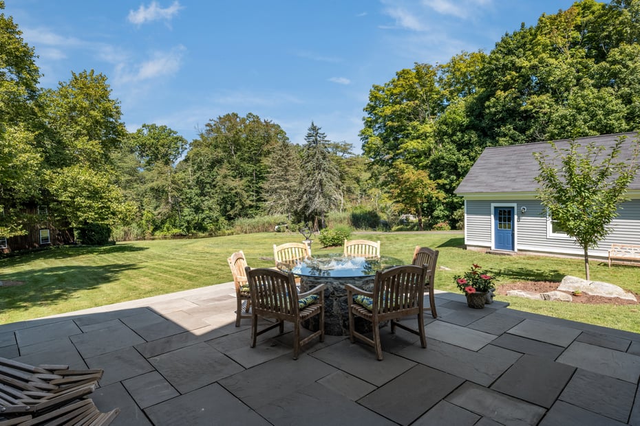 108 Neck Road Photo 7