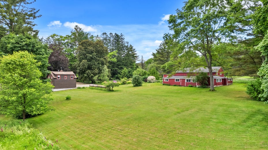 2507 State Rd Photo 4