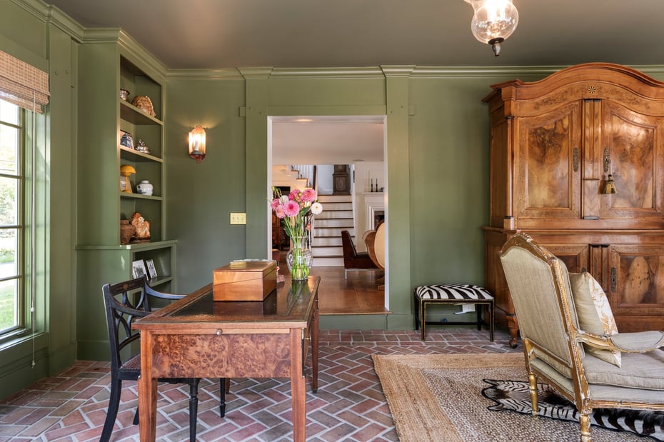 44 South Street Photo 16