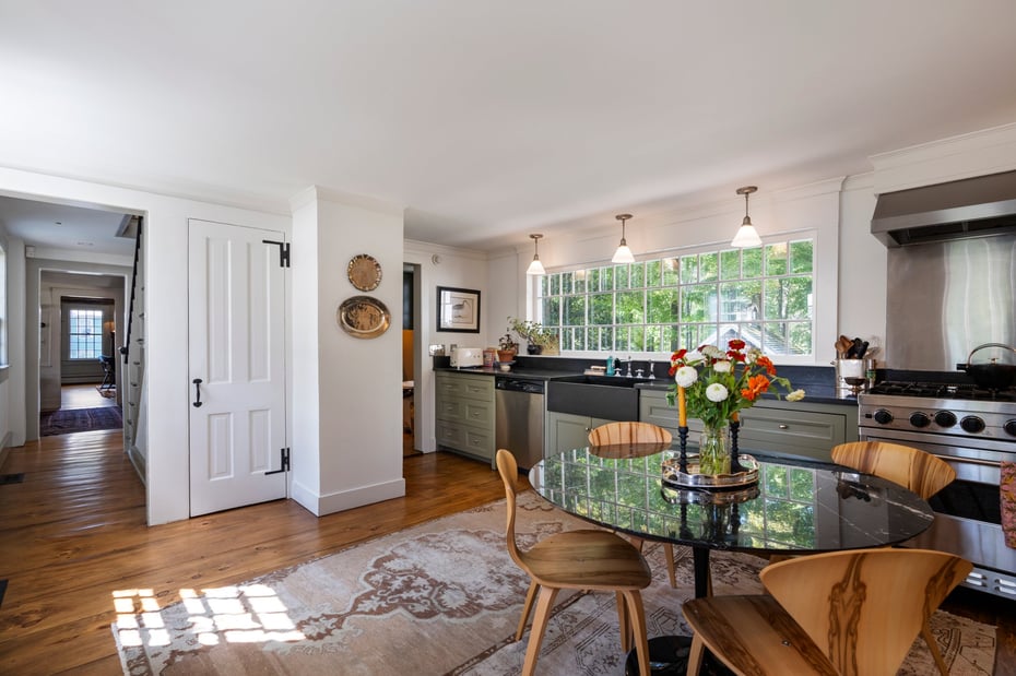 44 South Street Photo 18