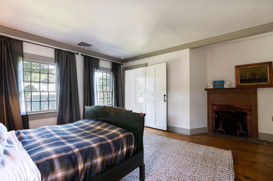 44 South Street Photo 21