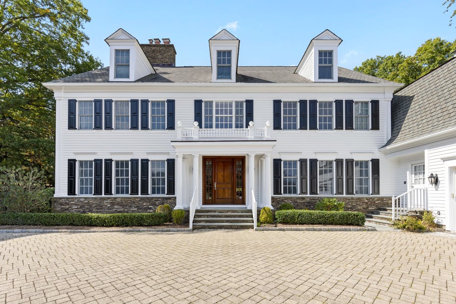 20 Colonial Road Photo 2