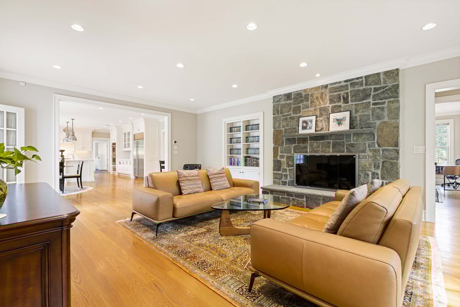20 Colonial Road Photo 8