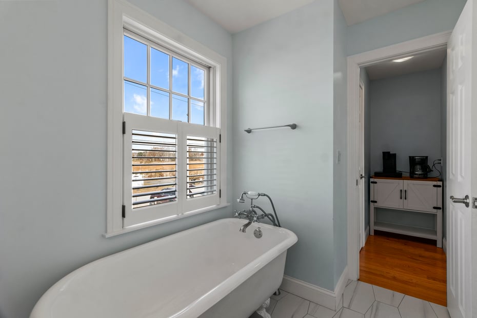442 Seaside Avenue Photo 17