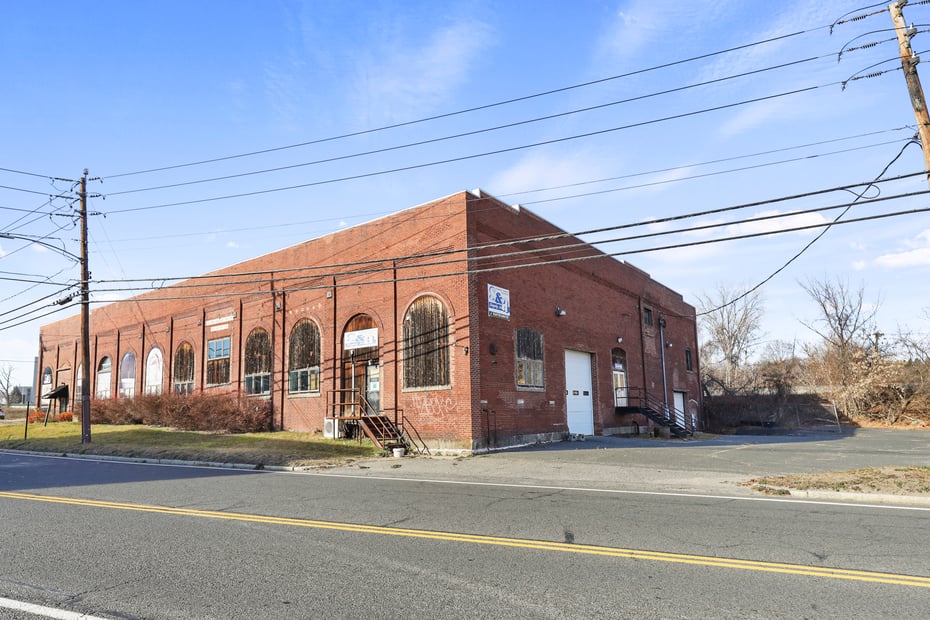 1311 East St Photo 3
