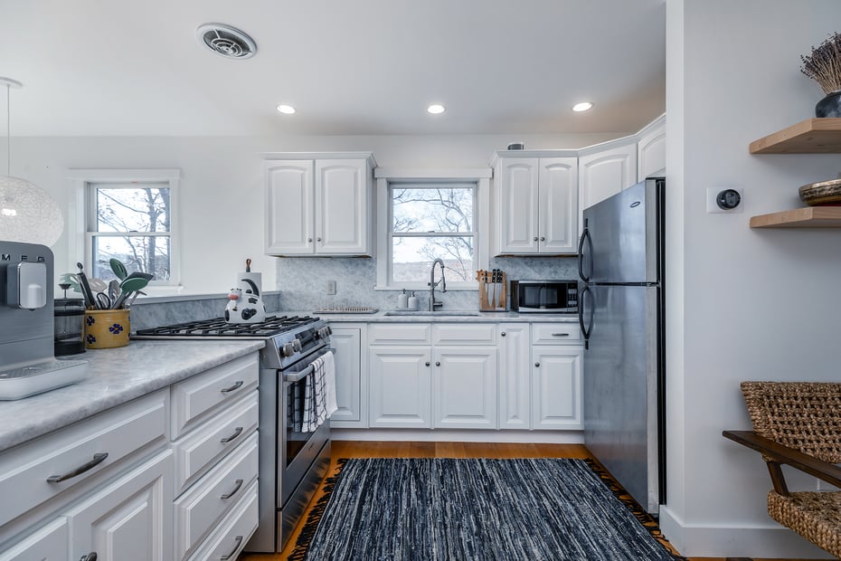 72 Herb Road Photo 12