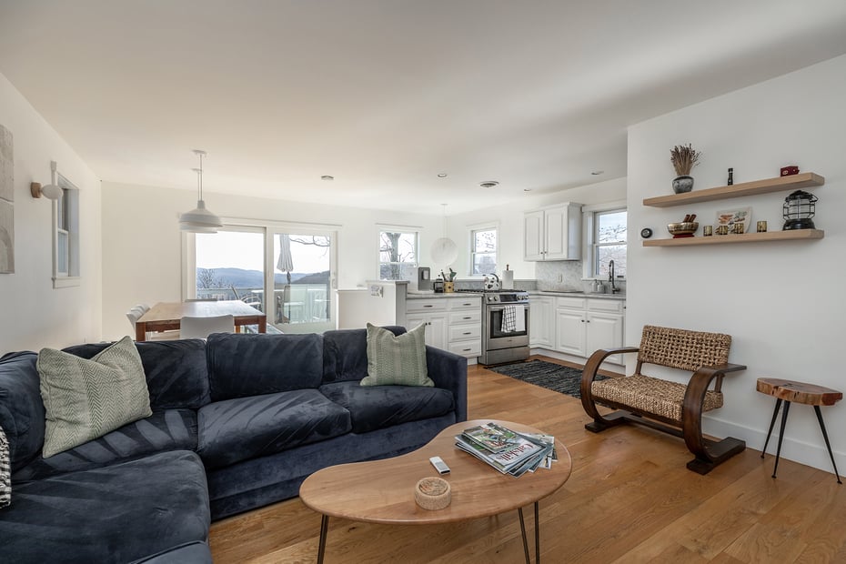 72 Herb Road Photo 6