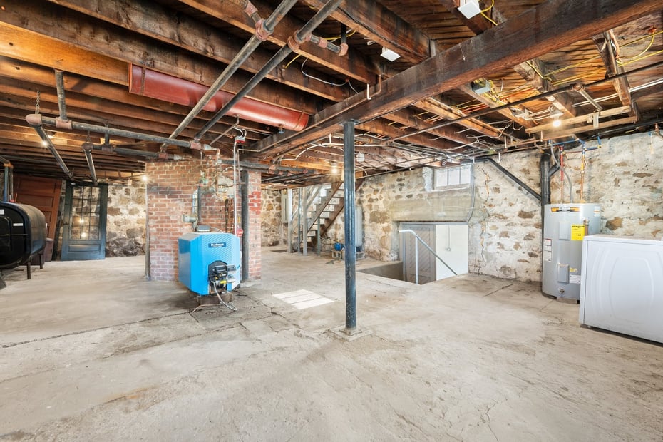 46 Lyme Street Photo 34