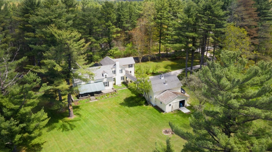 95 Devon Rd Photo 3