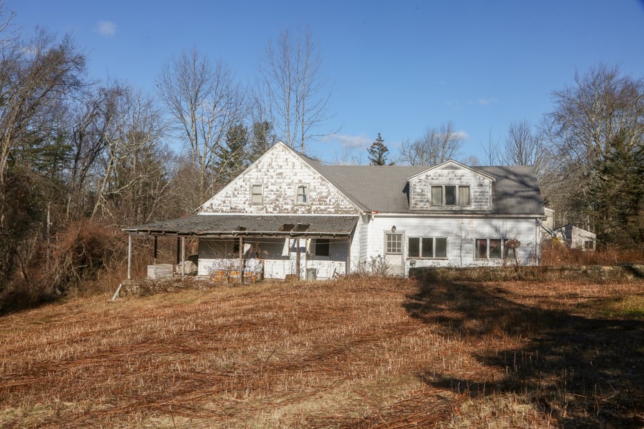 145 Angevine Road Photo 4