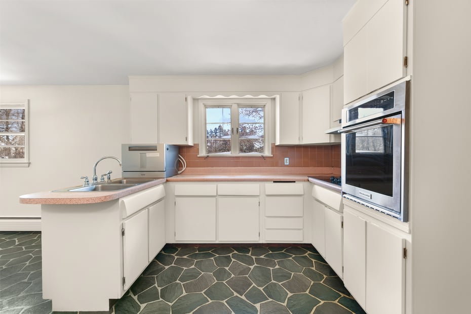 80 Westside Road Photo 6