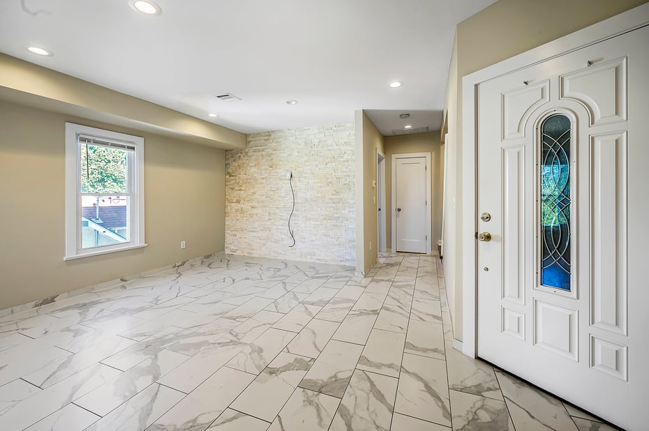 9 Todd Place  #2nd FL- Right Side Photo 2