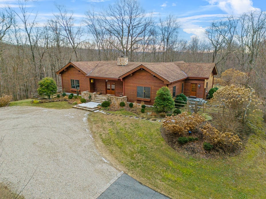 3 Saddle Brook Road Photo 1
