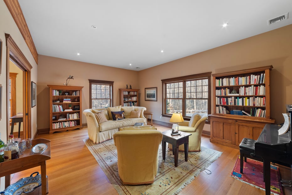 3 Saddle Brook Road Photo 17