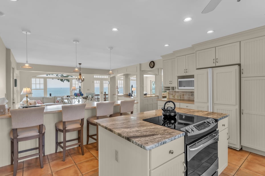 55 Shore Road Photo 15