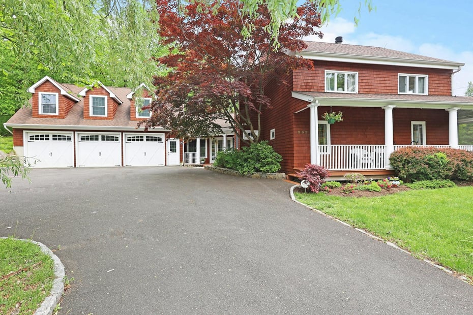 252 Florida Hill Road Photo 2