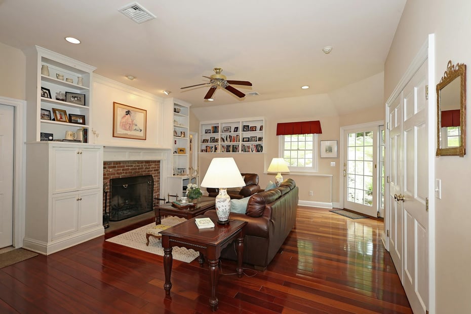 252 Florida Hill Road Photo 12