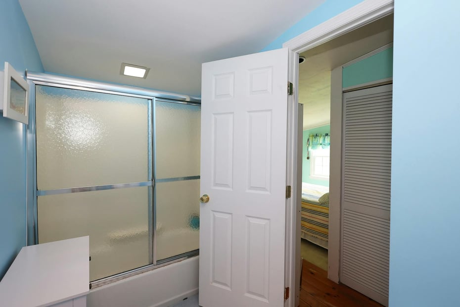 252 Florida Hill Road Photo 32