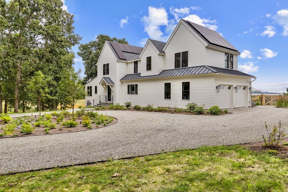 186 Flanders Road Photo 1
