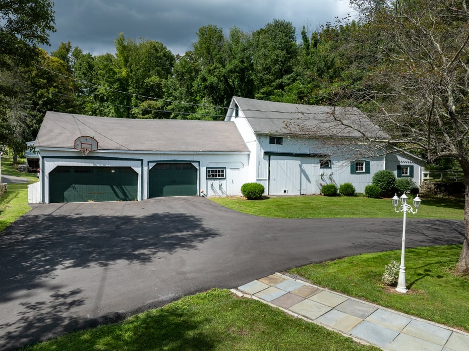 4569 Route 199 Photo 9