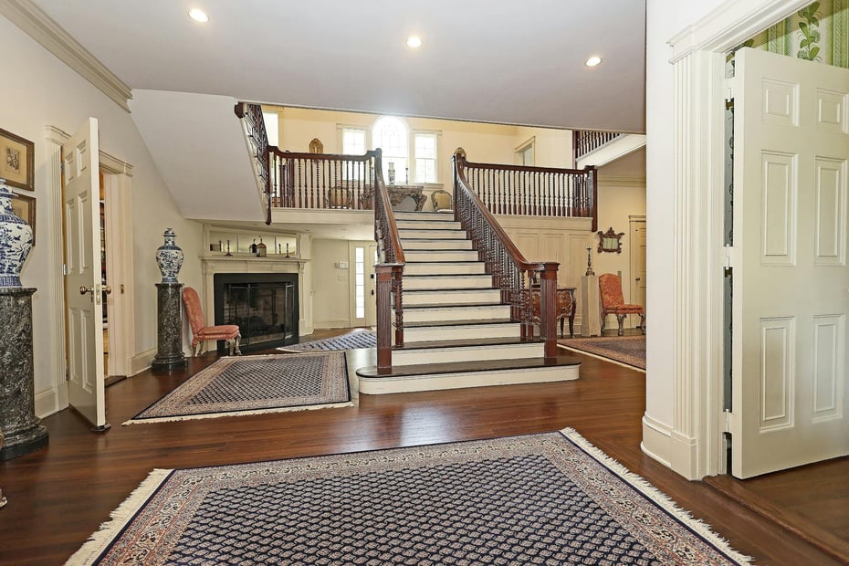 27 Country Club Road Photo 16