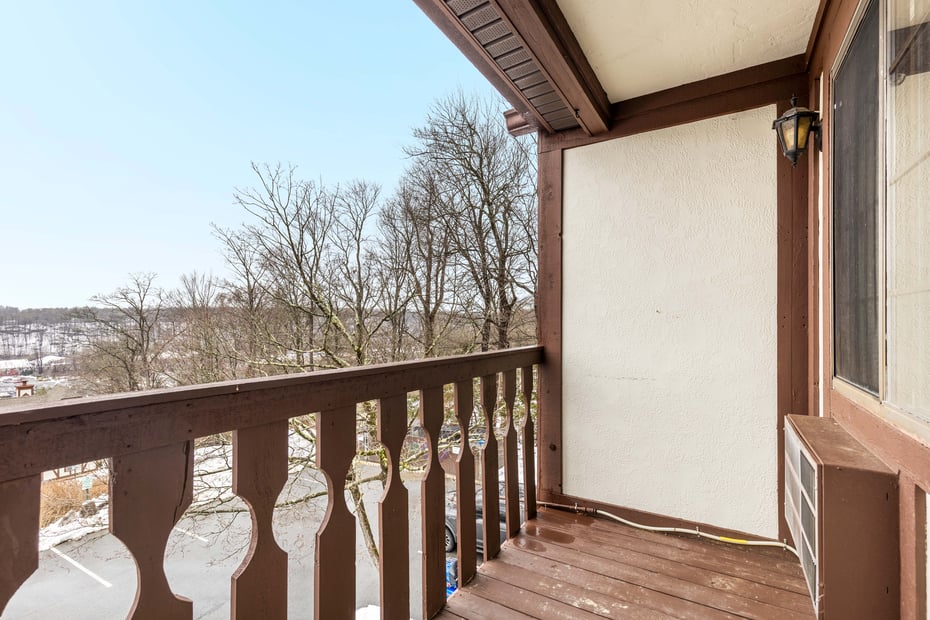 111 Foxwood Circle Photo 18