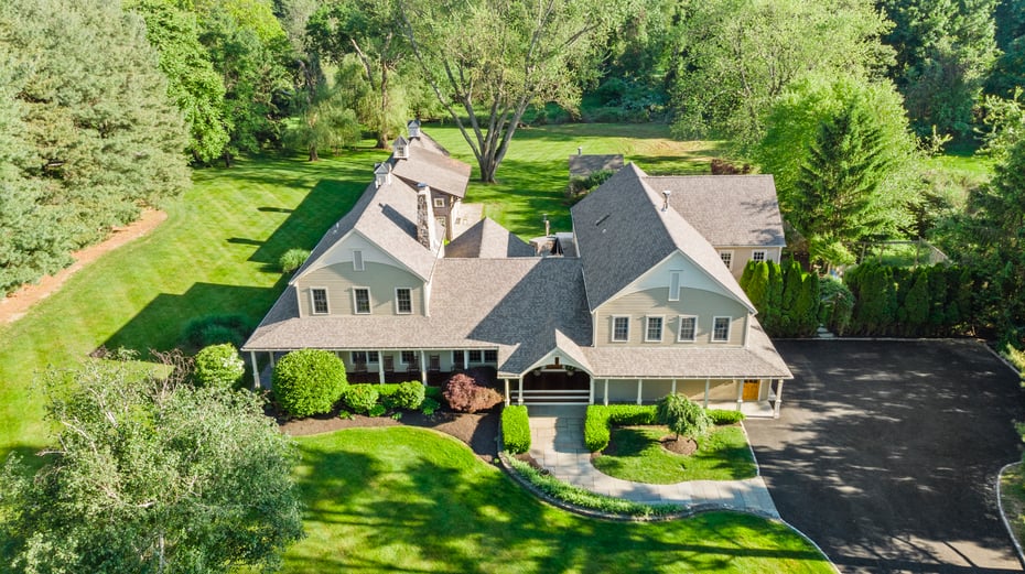 106 Clapboard Hill Road Photo 1