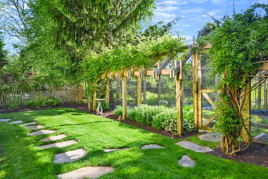 106 Clapboard Hill Road Photo 3