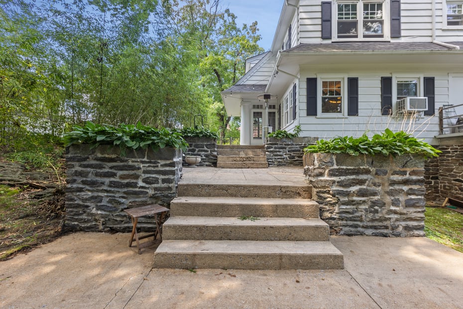 147 Lorraine Avenue Photo 36