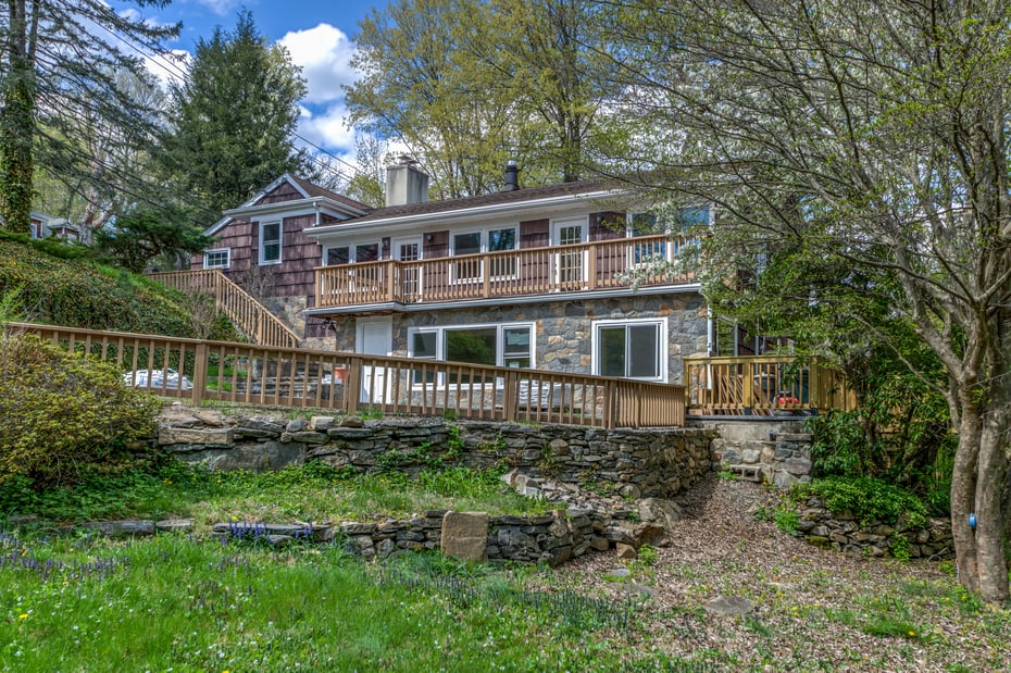 135 Old Mount Kisco Road Photo 1