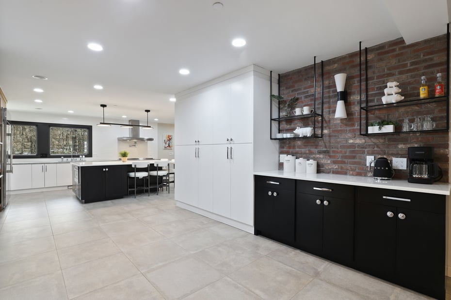 54 Lincoln Avenue Photo 9