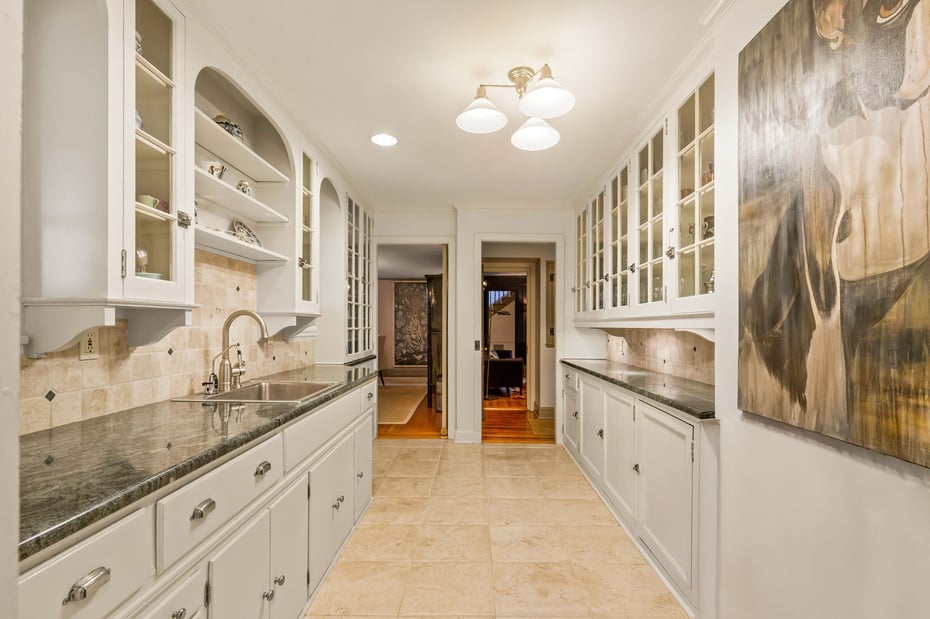 5 Belmont Drive Photo 11