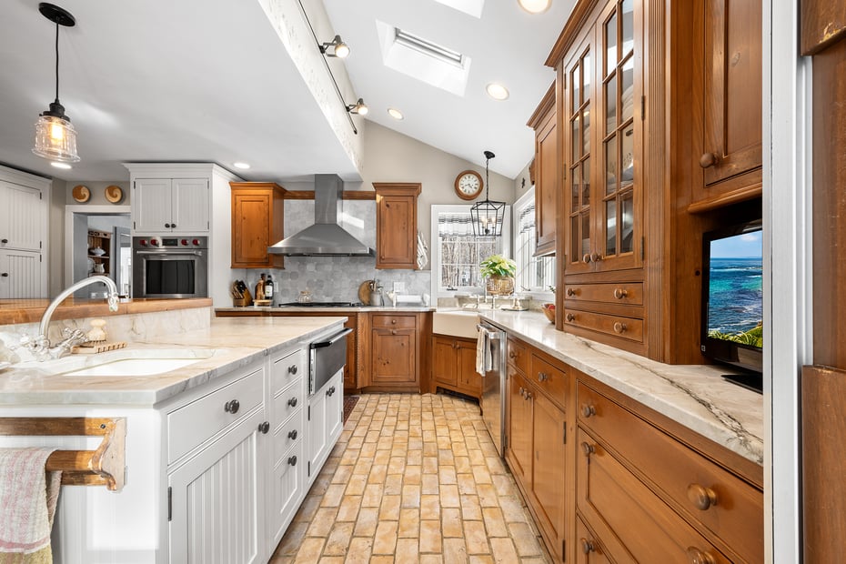 144 Old Horse Hill Road Photo 8