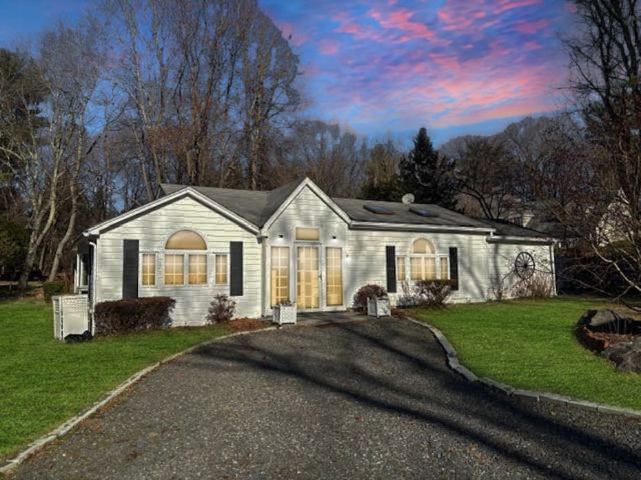 1209 Westover Road Photo 16