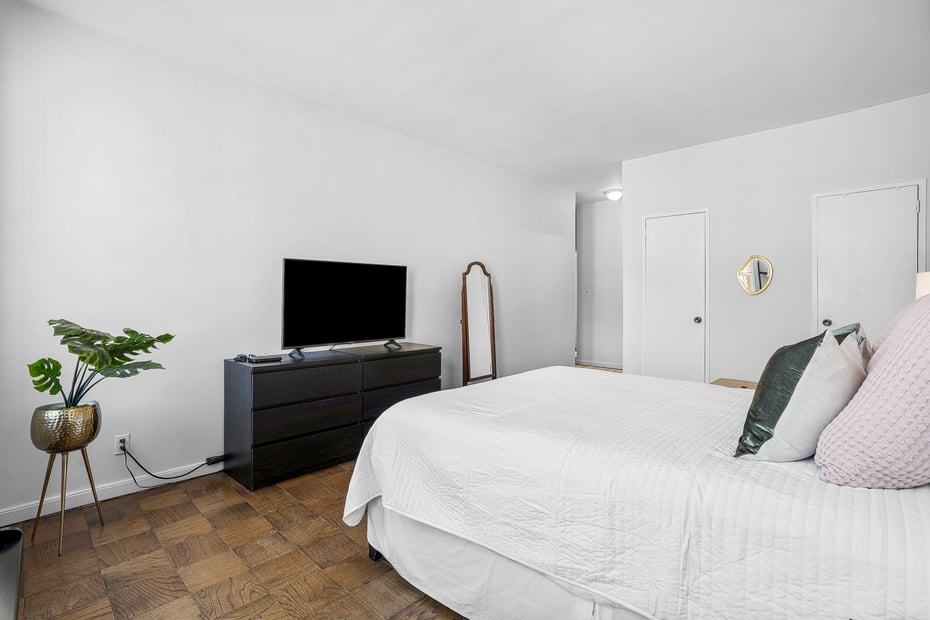 16 N Chatsworth Avenue  #603 Photo 18