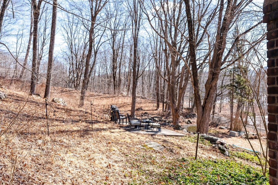 1 Coburn Road West Photo 35