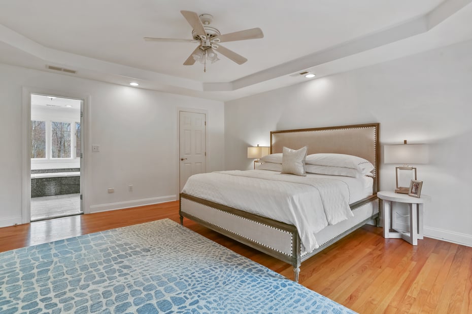 10 Pheasant Lane Photo 20