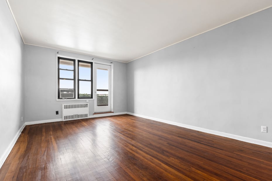 325 King Street  #5c Photo 4