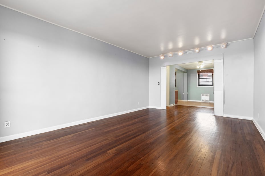 325 King Street  #5c Photo 6