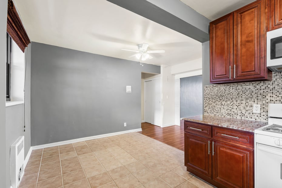 325 King Street  #5c Photo 13