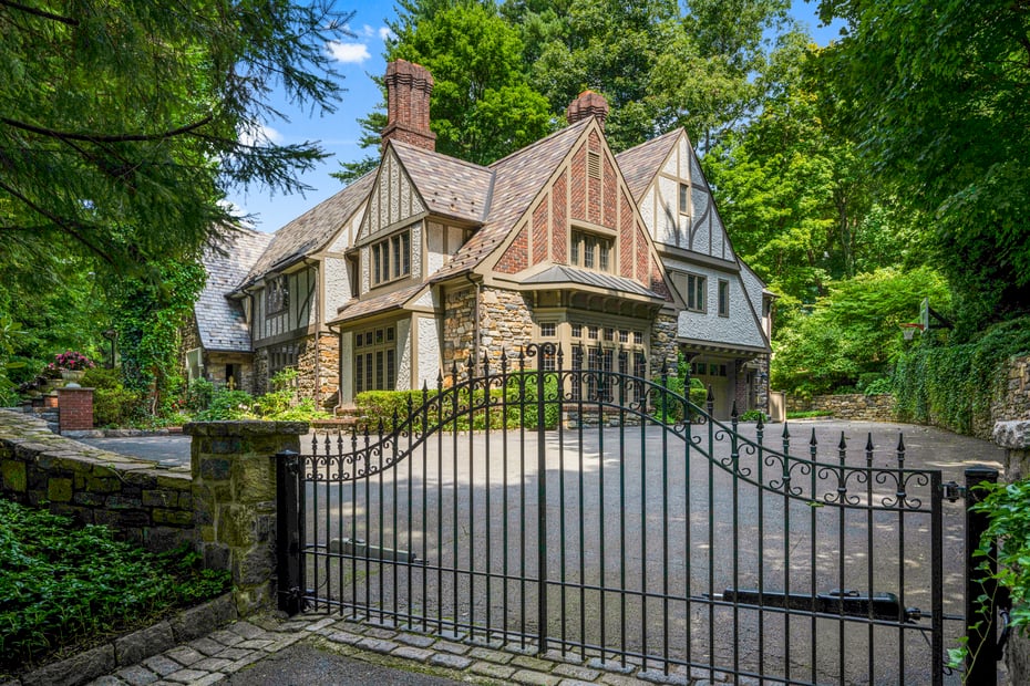 3 Murray Hill Road Photo 1