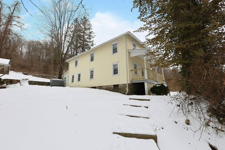 48 West Branchville Road Photo 36