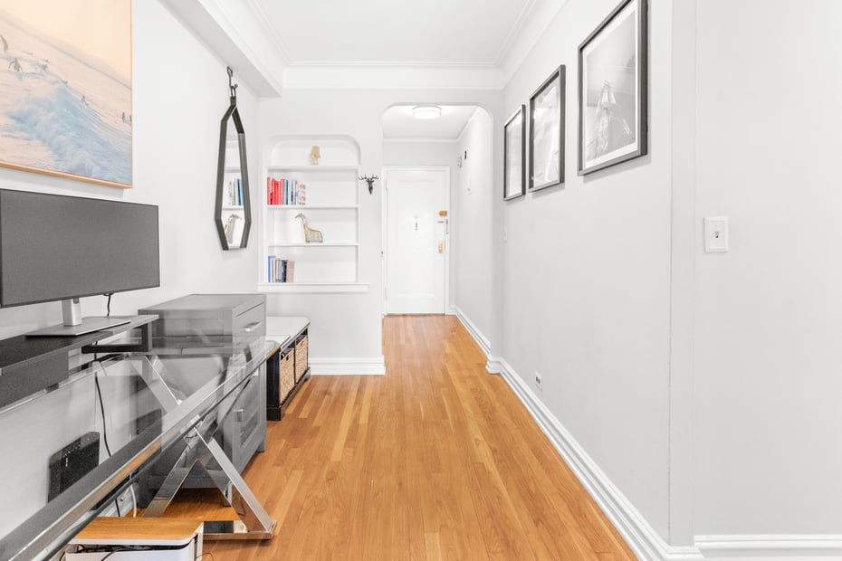 1 Bronxville Road  #2E Photo 6