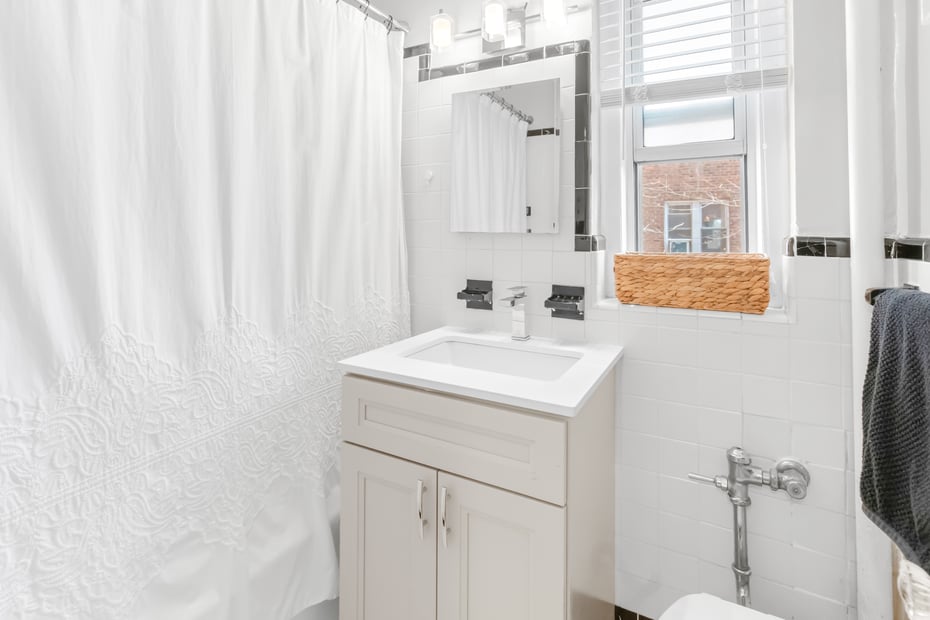 1 Bronxville Road  #2E Photo 11