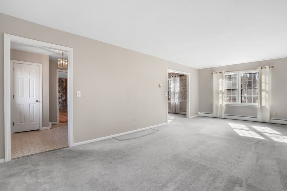 10 Tanglewood Drive Photo 6