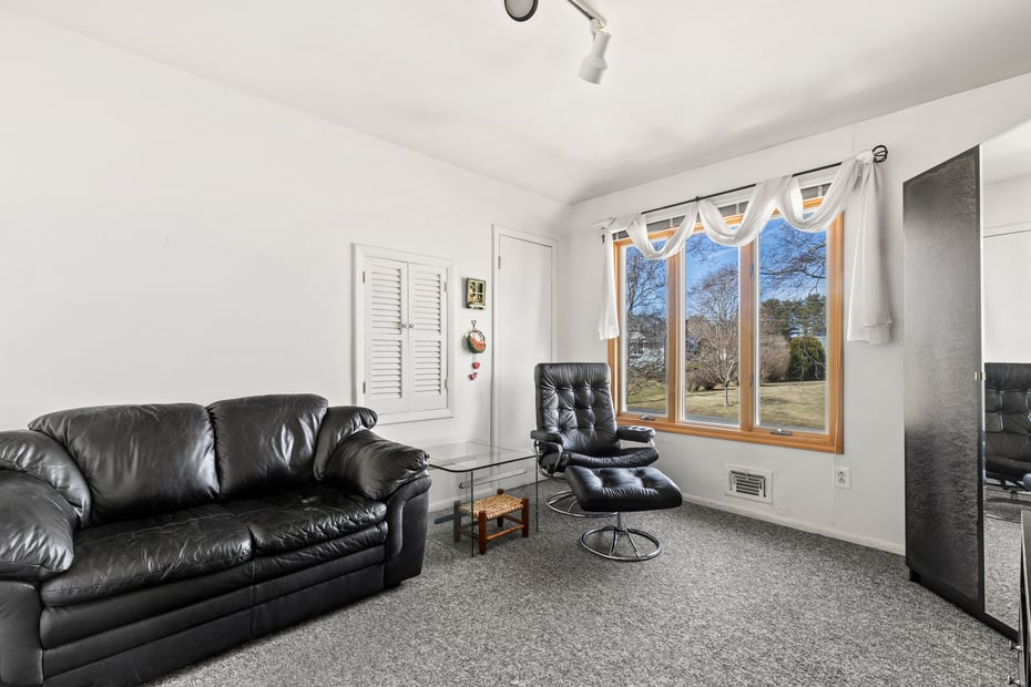 1 Country Ridge Drive Photo 14